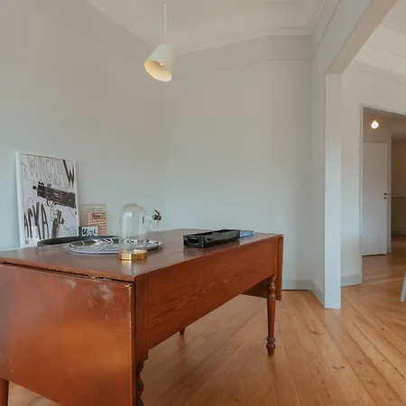 Baixa24 - Downtown Bliss W/ Amazing Natural Light Appartement