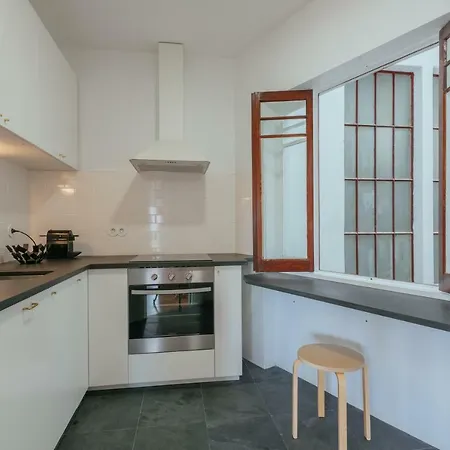 Baixa24 - Downtown Bliss W/ Amazing Natural Light