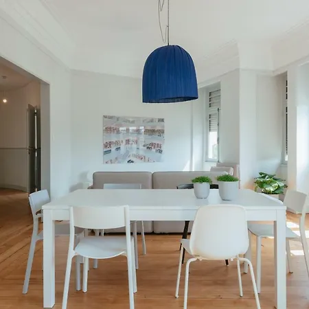 Apartament Baixa24 - Downtown Bliss W/ Amazing Natural Light Porto