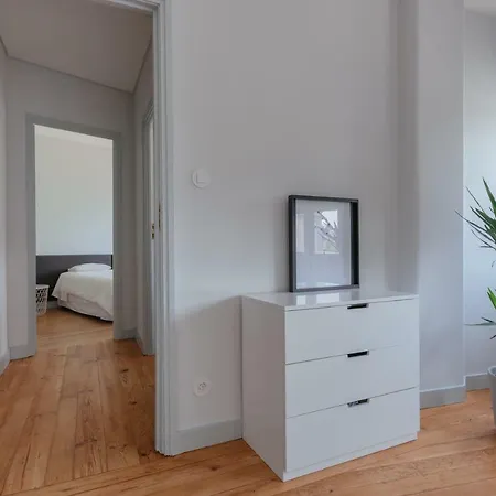 Baixa24 - Downtown Bliss W/ Amazing Natural Light Apartmán Porto
