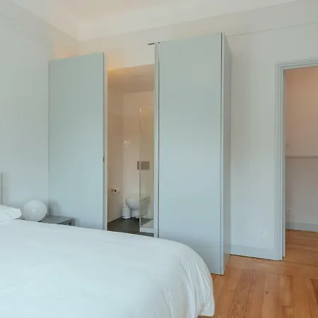 Baixa24 - Downtown Bliss W/ Amazing Natural Light * Porto