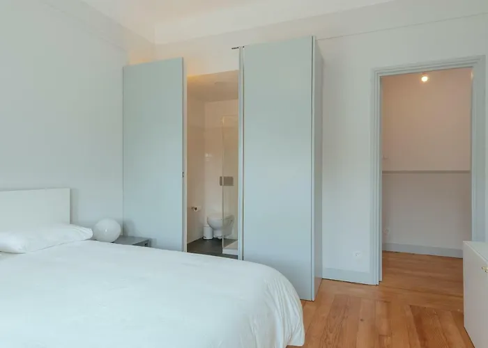 Baixa24 - Downtown Bliss W/ Amazing Natural Light * פורטו